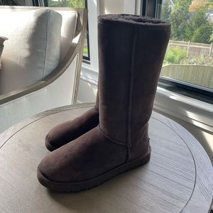 Ugg Classic Tall Brown Boots Size 7